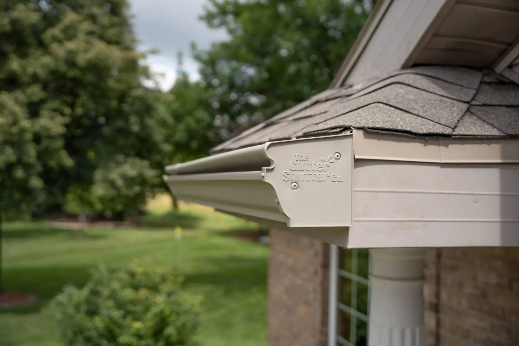 Read more about the article 5 Signs Your Wisconsin Home Needs New Gutters